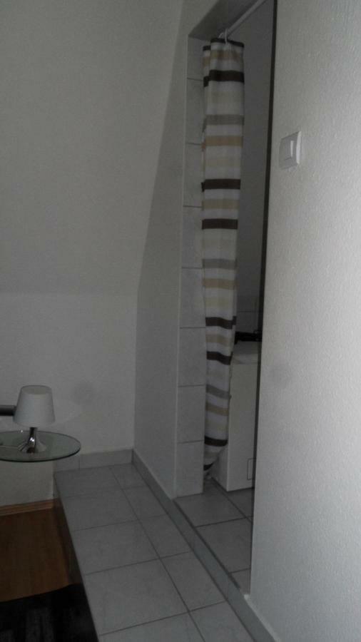 Ferienhaus Am Plattensee Balatonmariafurdo Ngoại thất bức ảnh
